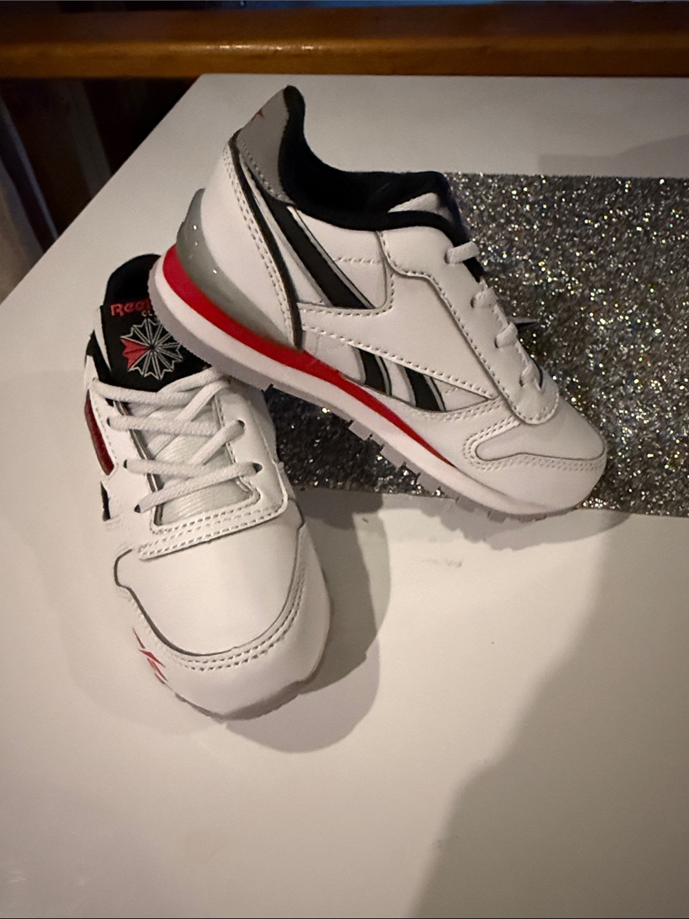 Reebok Kids White, Red & Black Retro Sneakers. NWT. Never worn